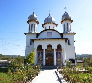 Parohia Berbești